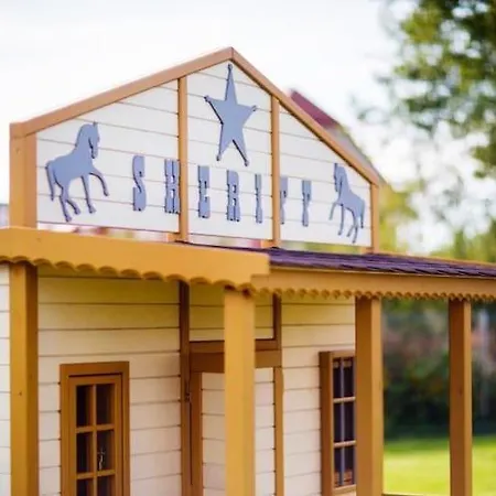 Comfortable For 4 People With A Balcony