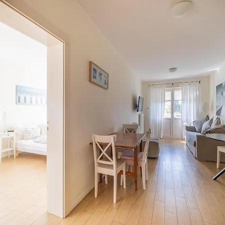 Comfortable For 4 People With A Balcony * Dębki